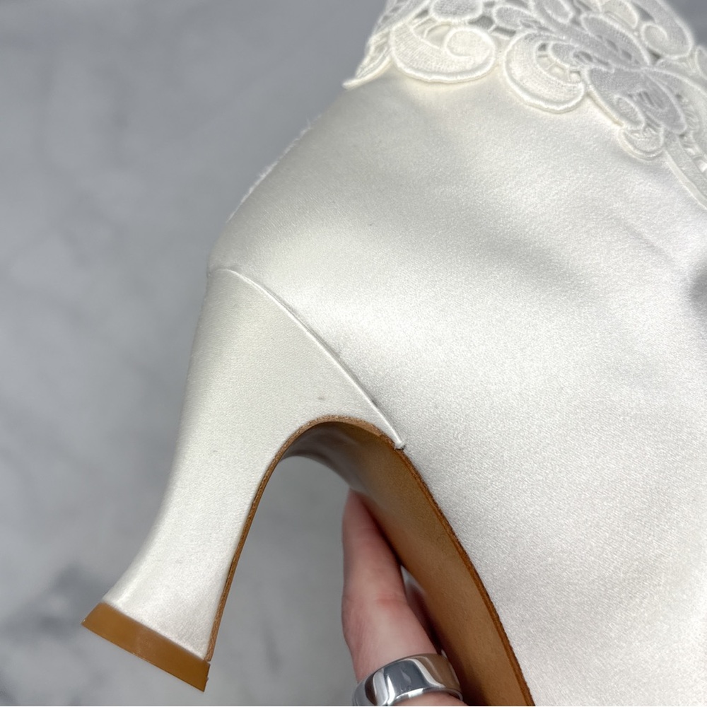 NEW Stuart Weitzman Vintage 80s 90s Silk Satin Floral Lace Ankle Bootie Boots 8 - Picture 10 of 16